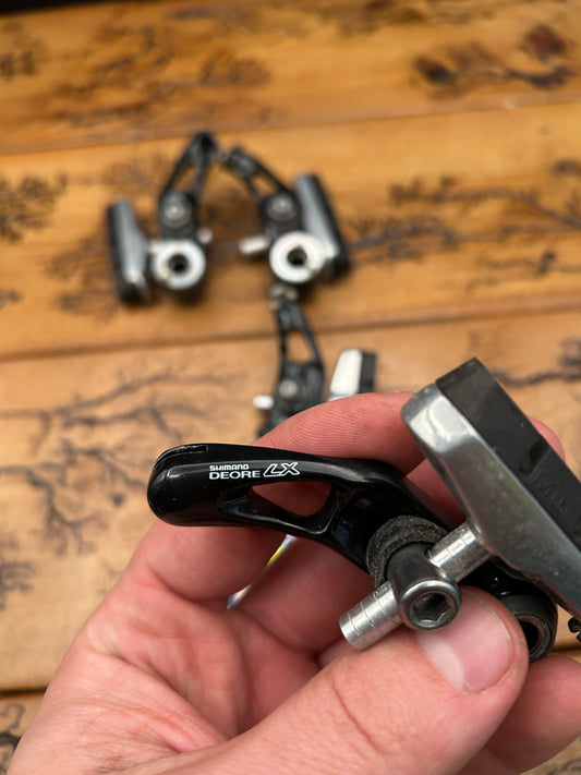 Shimano Deore LX BR-M565 Black Cantilever Brake Set