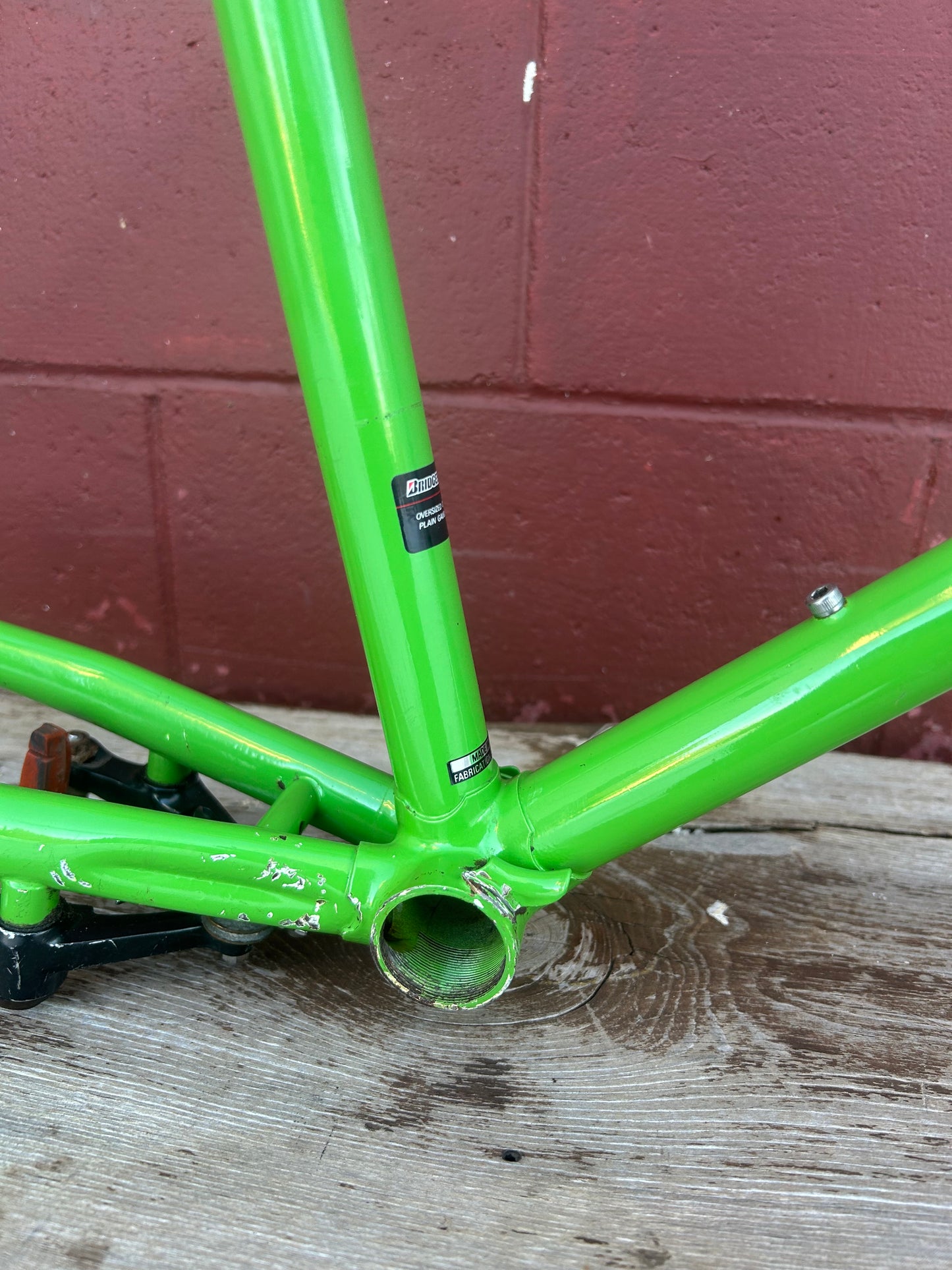 1987 19.5" Bridgestone MB-2 Frameset With Extras