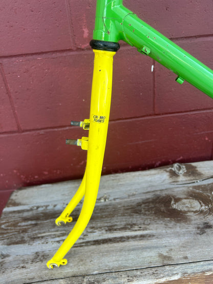 1987 19.5" Bridgestone MB-2 Frameset With Extras