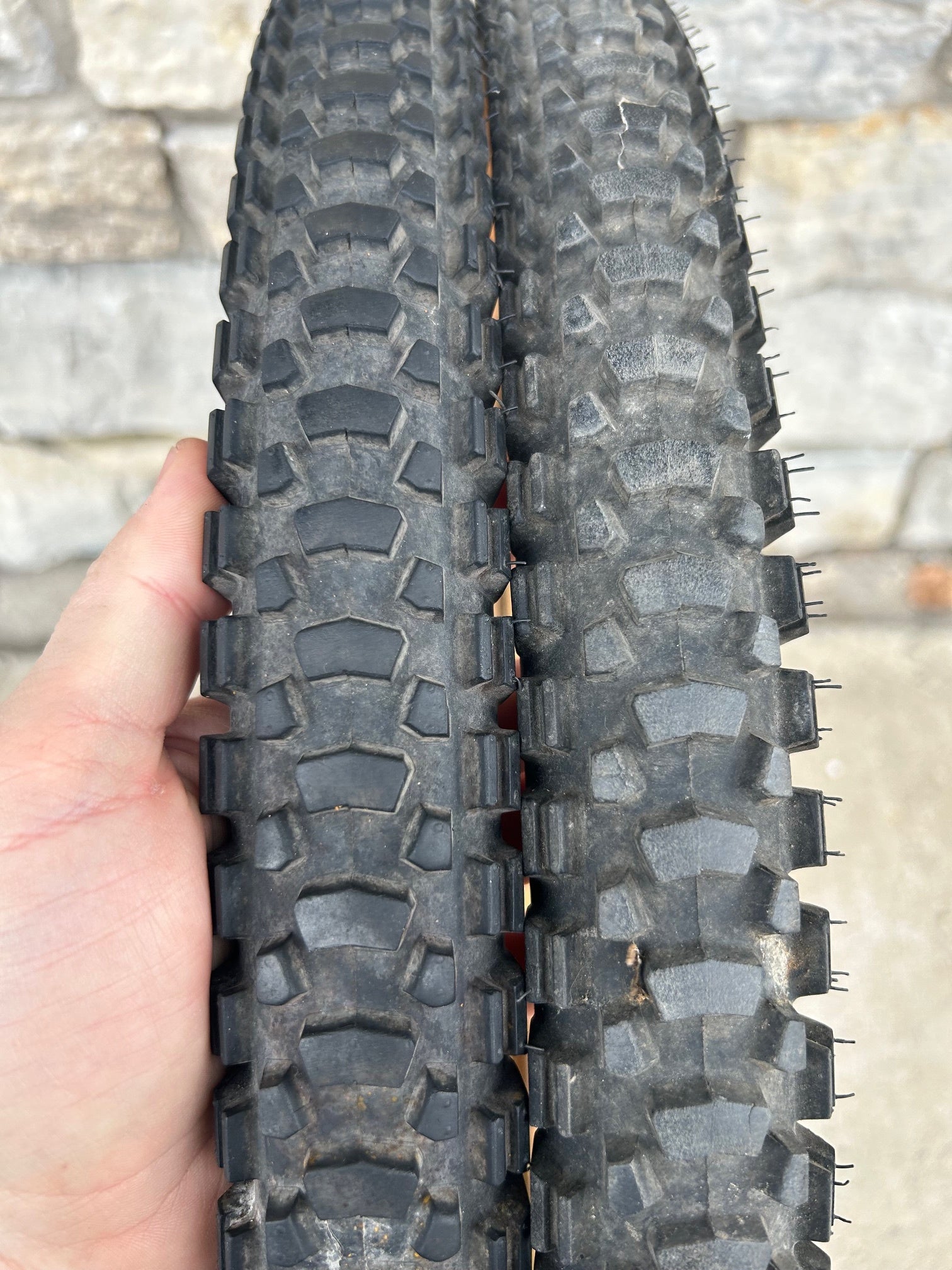 Tioga Wonder Dawg 26x1.95 Tire Set – Gringineer Cycles