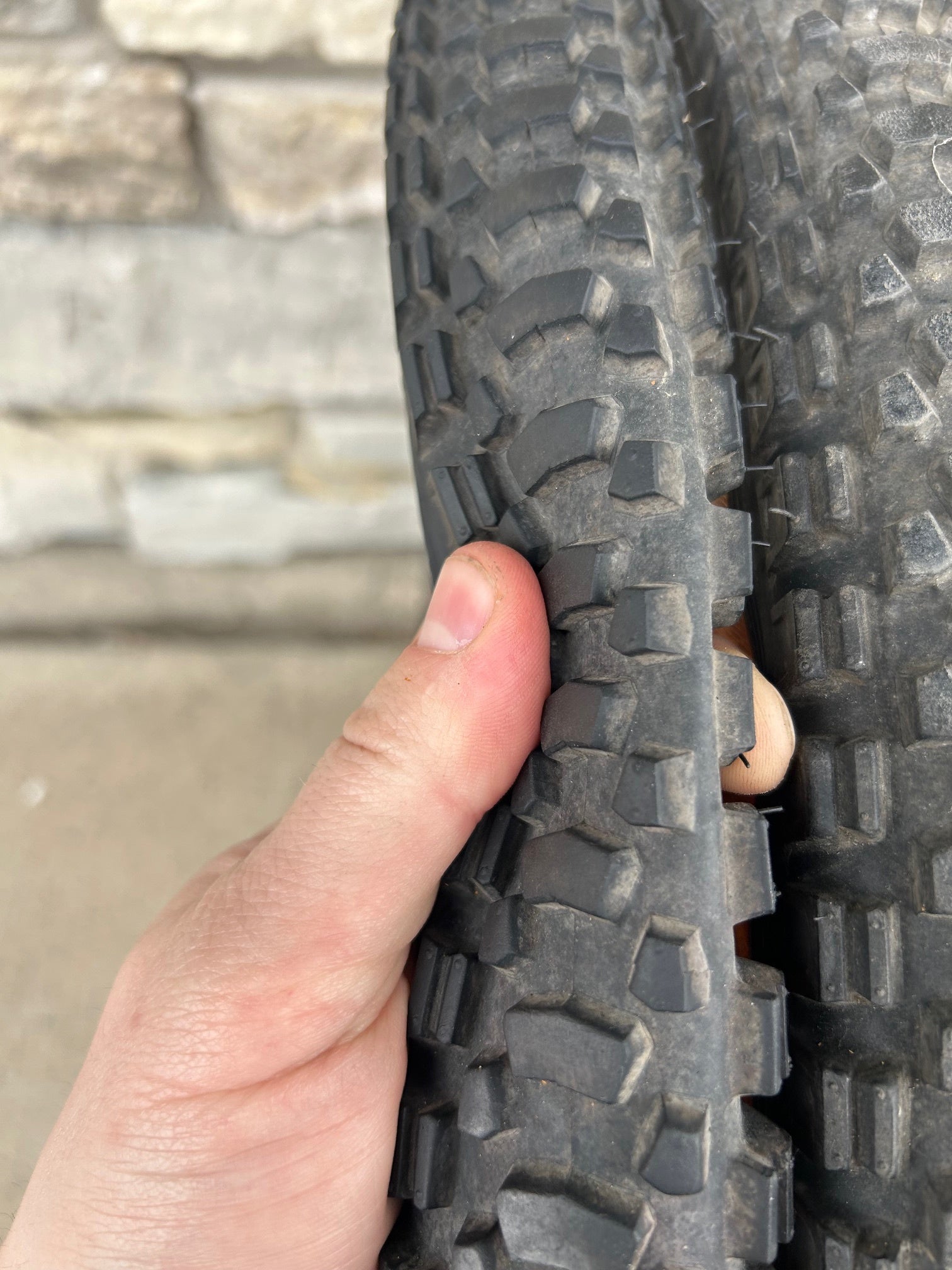 Tioga Wonder Dawg 26x1.95 Tire Set – Gringineer Cycles