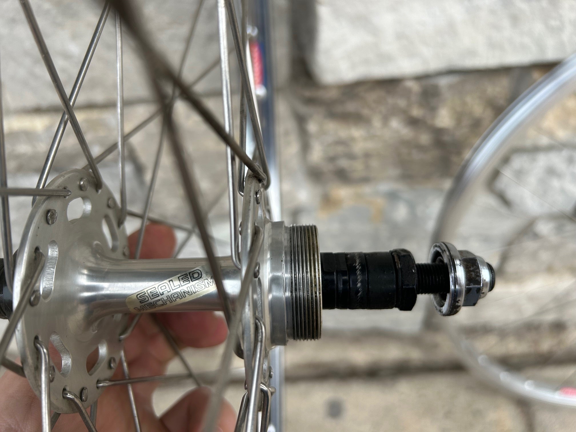 Araya 7X Shimano Deore XT M700 HB-MN72 26