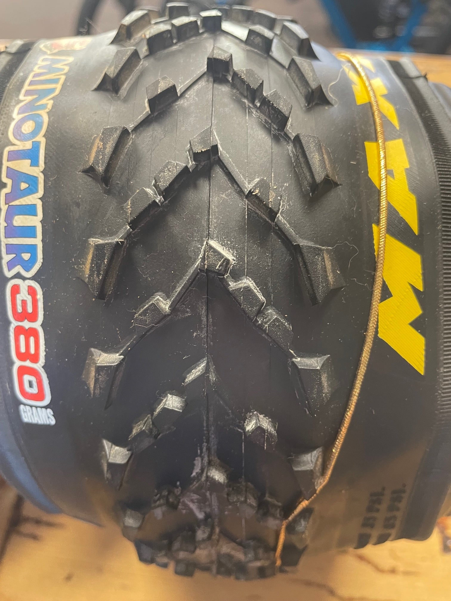 Maxxis Minotaur 380 26x1.9 Tire NOS – Gringineer Cycles