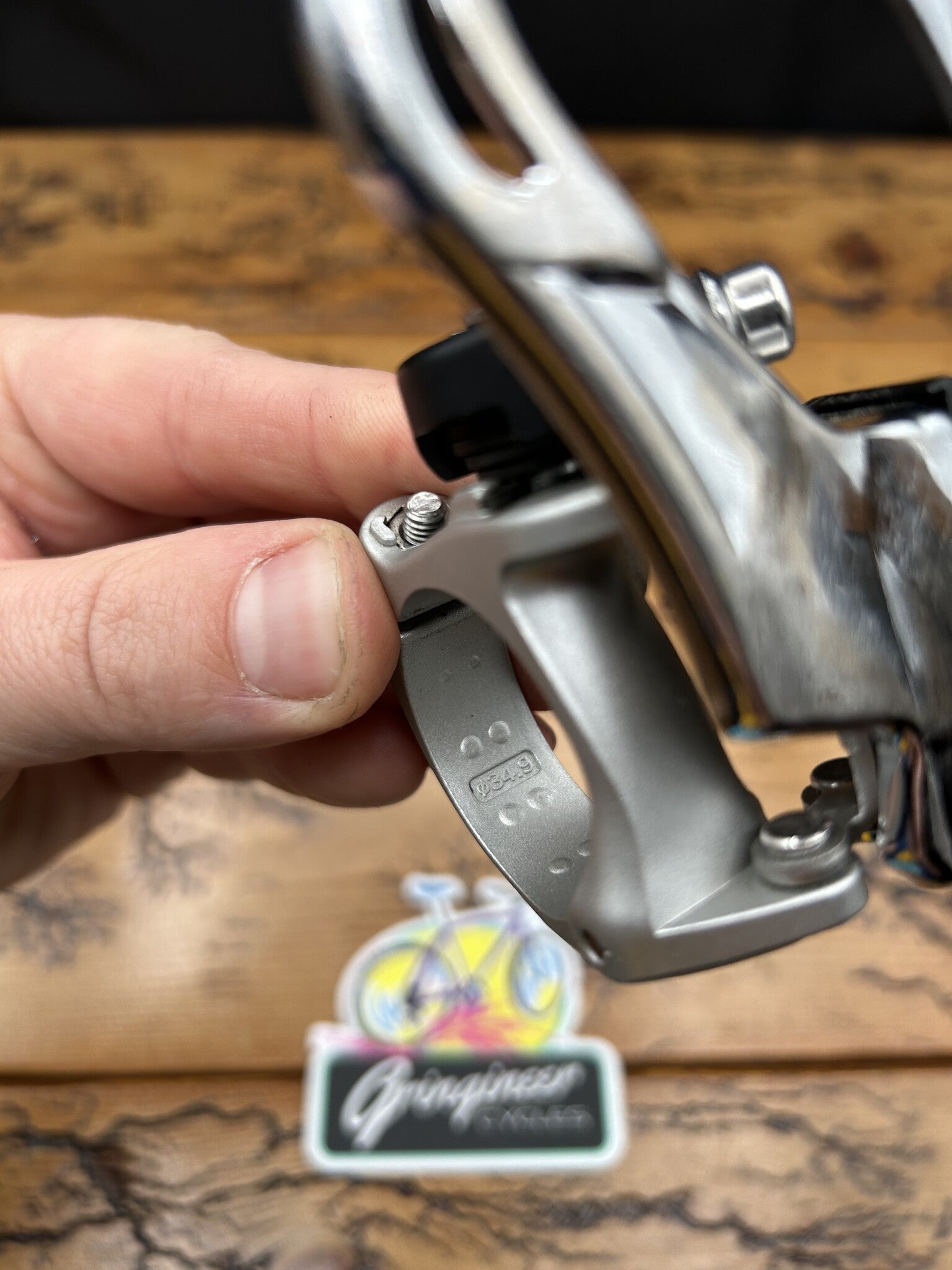 【新品】シマノ DEORE XT フロントディレイラー FD-M750 31.8 Shimano Deore XT FD-M750 34.9mm Bottom Pull Front Derailleur