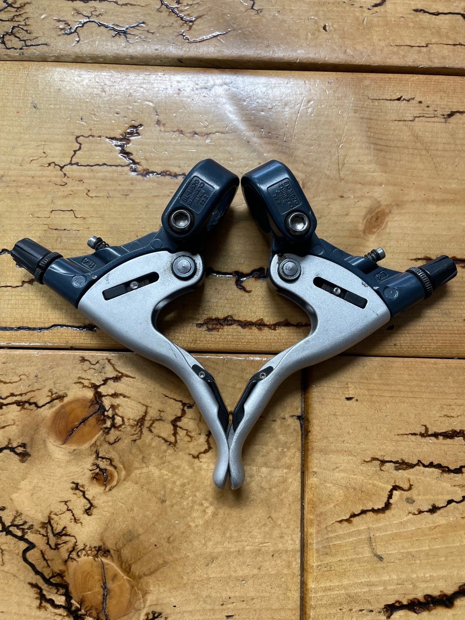 Shimano Deore LX BL-M570 Brake Lever Set – Gringineer Cycles