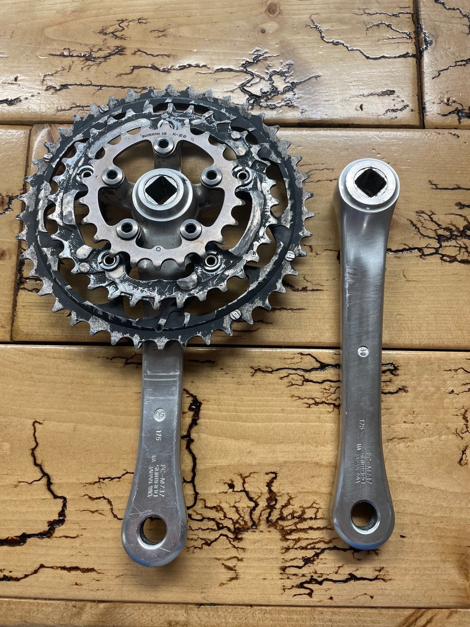 Shimano Deore XT FC-m737 42/32/22 175mm – Gringineer Cycles