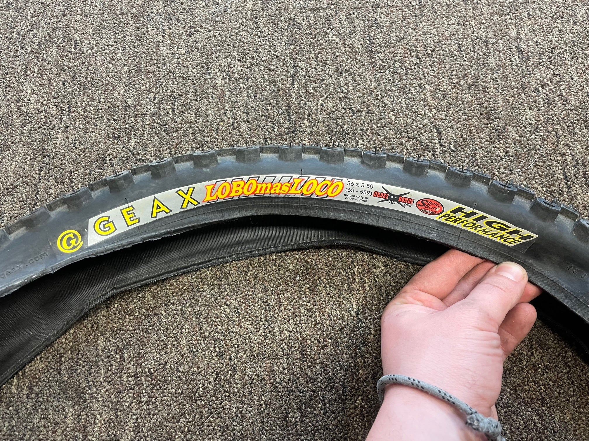Geax Lobo Max Loco 26x2.5 Tire NOS – Gringineer Cycles