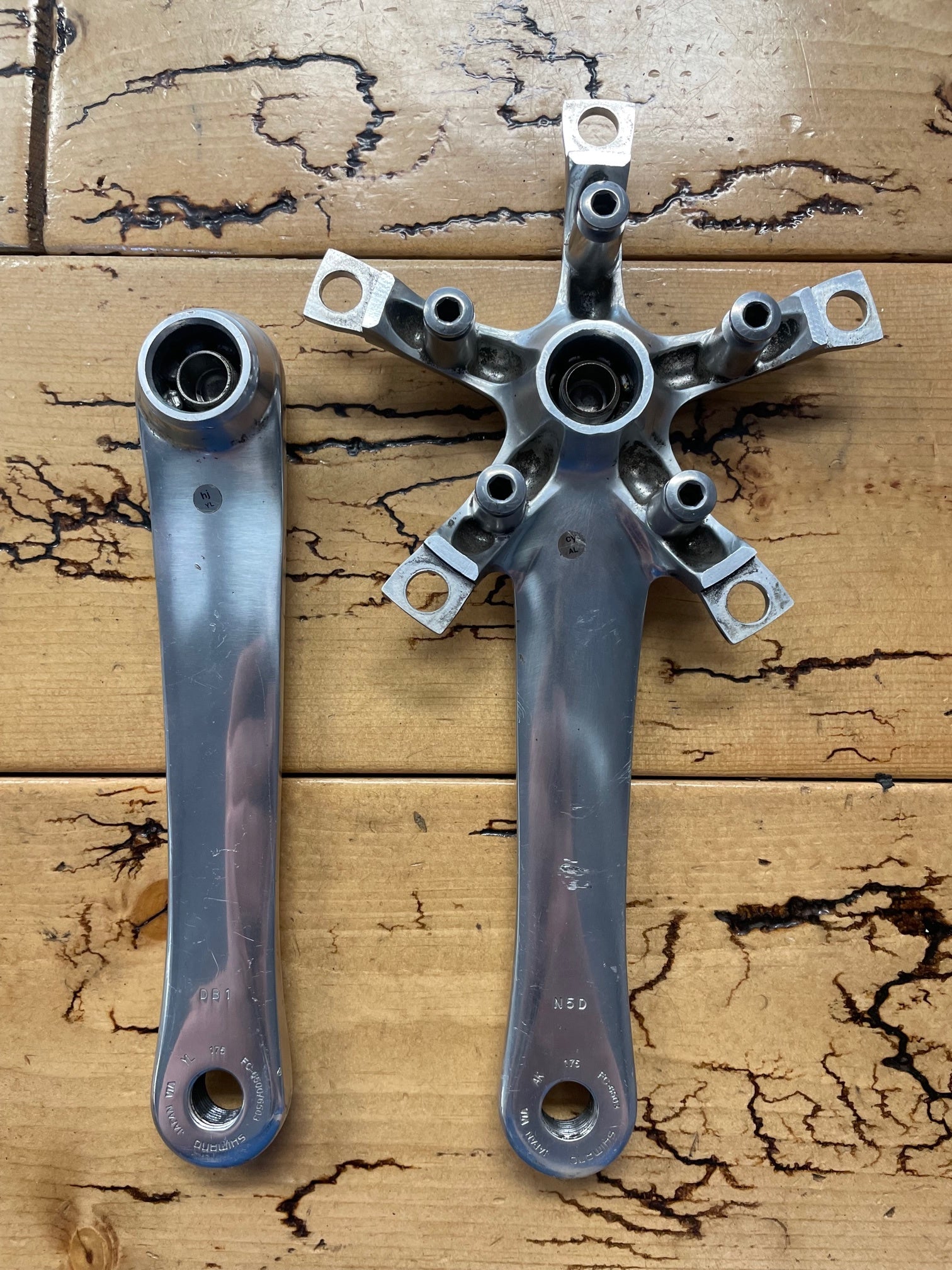 NOS Shimano Ultegra Cranks 9 Speed Triple Fc-6503 6500 Road Bike Touring 175mm | Achetez sur NOS Shimano Ultegra Cranks 9 Speed Triple Fc-6503 6500 Road Bike Touring 175mm | Achetez sur