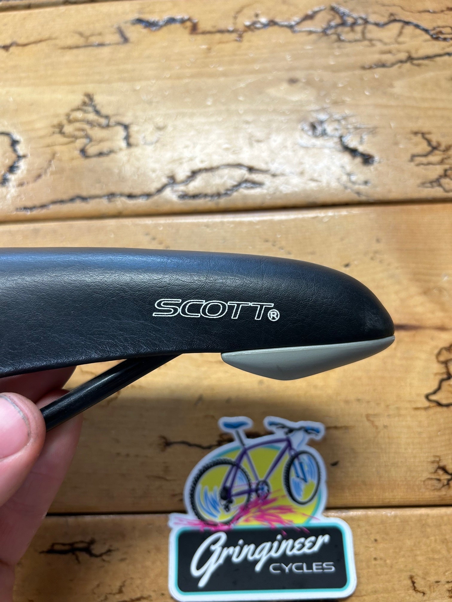 royal scott bicycles Scott Viscount Saddle – Gringineer Cycles