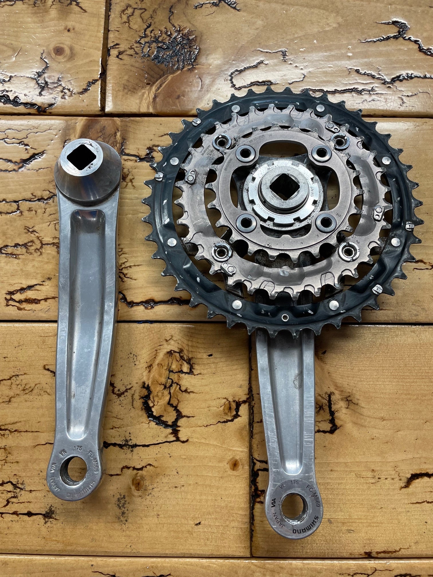 Shimano Deore LX FC-M569 175mm 42/32/22 Crankset – Gringineer Cycles