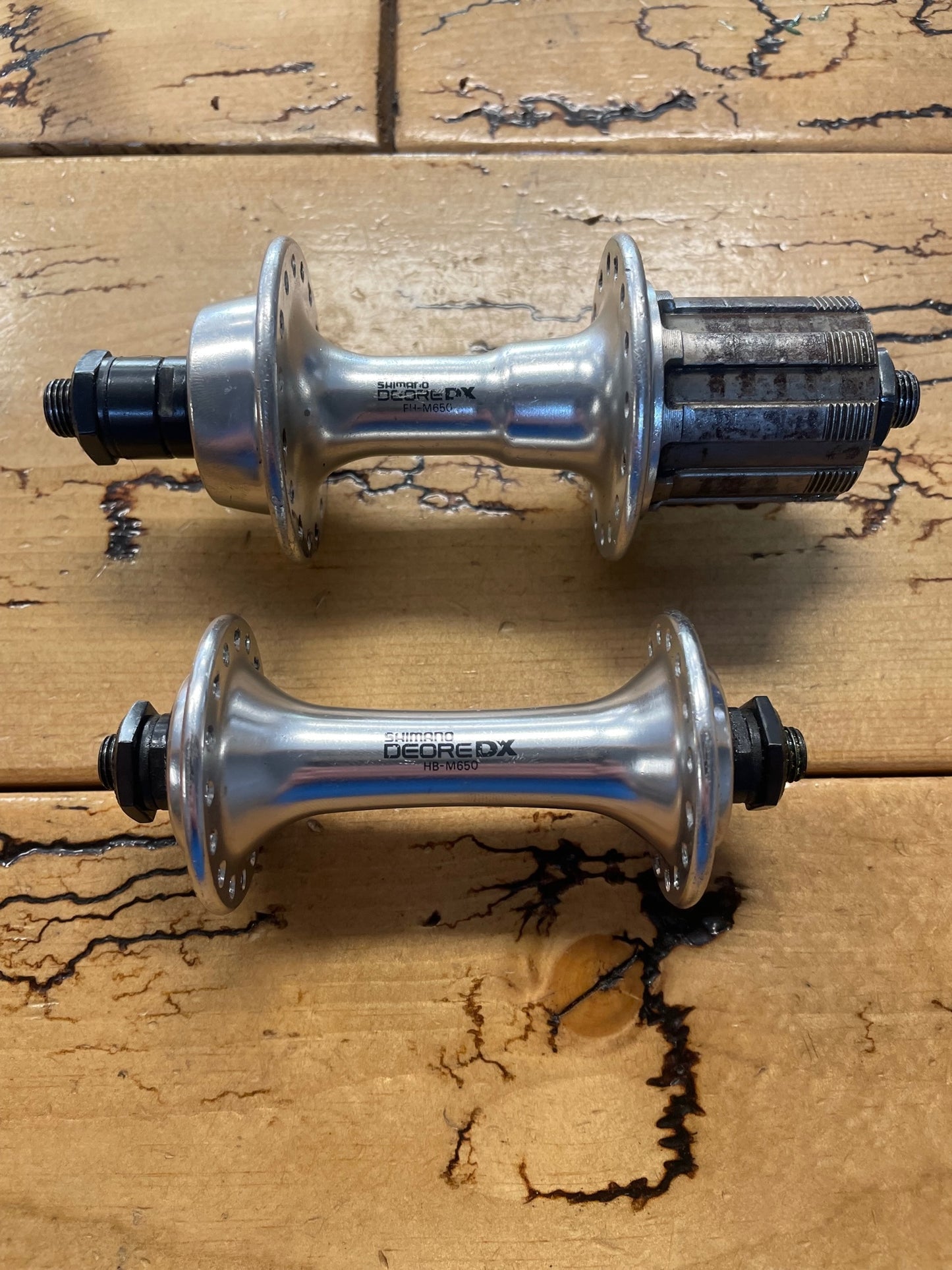 Casque Shimano Deore DX #HP-M650 avec filetage anglais de 1989 Casque Shimano Deore DX #HP-M650 avec filetage anglais de 1989