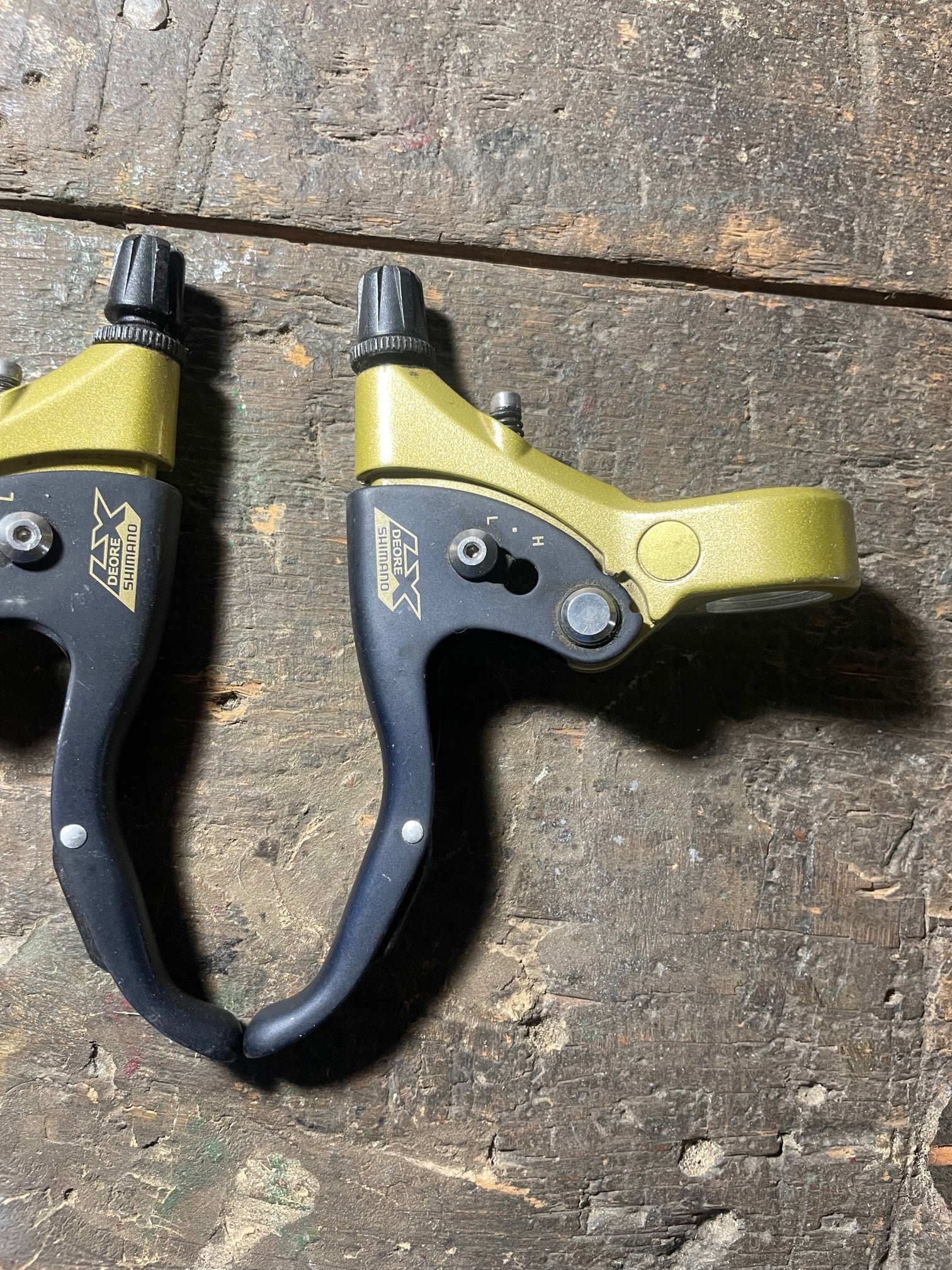 Shimano Deore LX BL-M570 Black and Gold Brake Levers – Gringineer