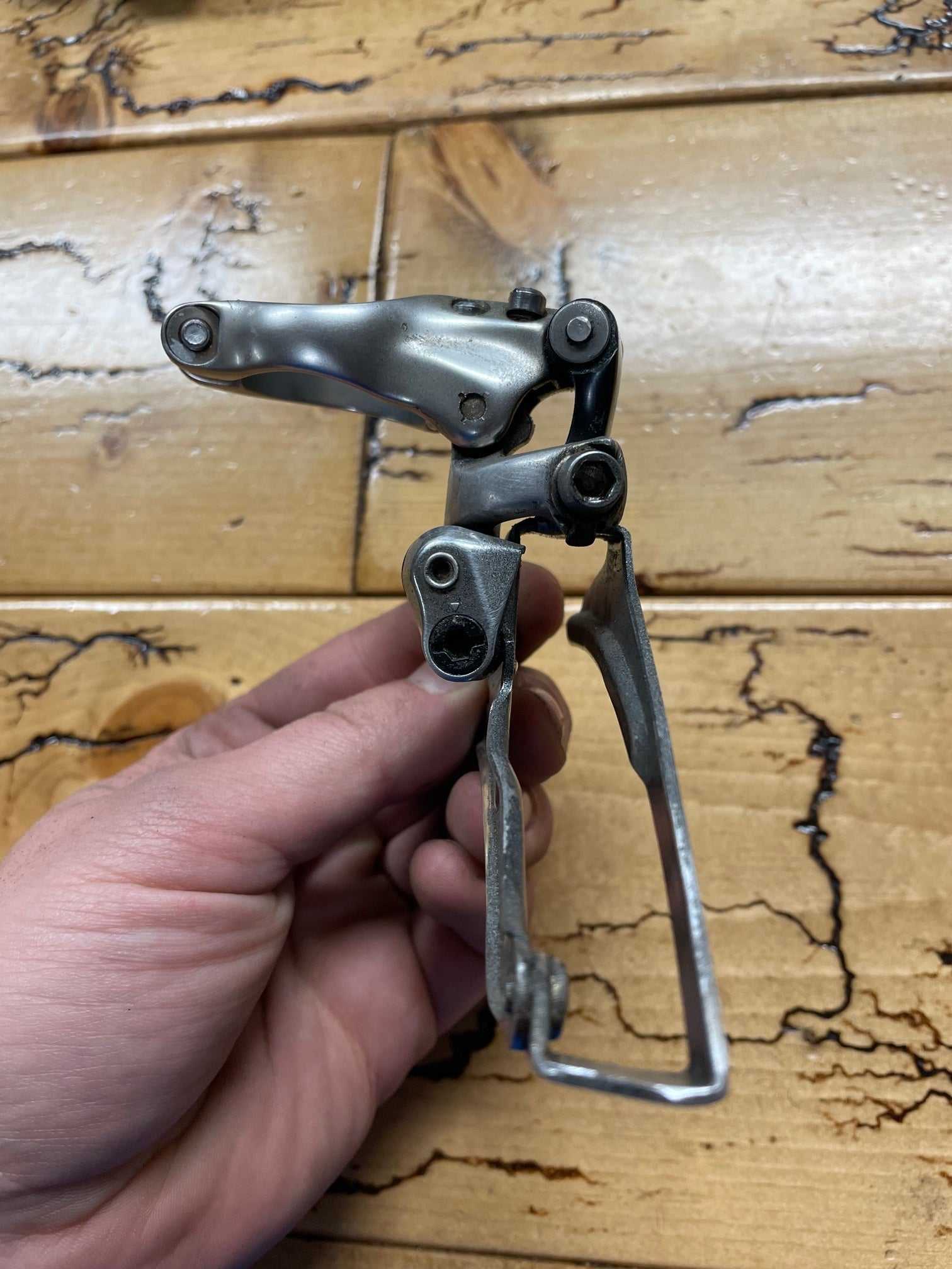 Shimano XTR FD-M901 31.8mm Clamp On Top Pull Front Derailleur
