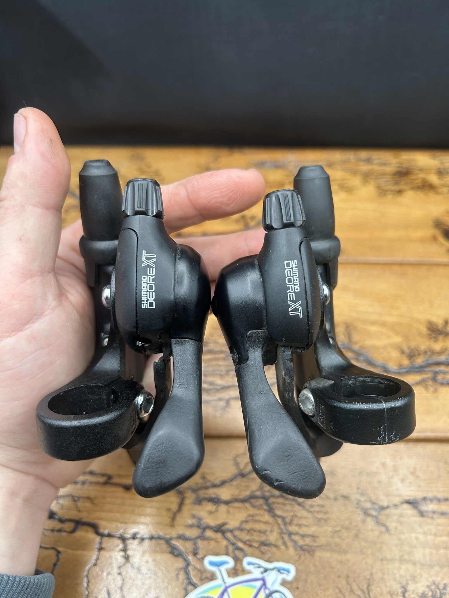 Shimano Deore XT ST-M095 7 Speed Shifter and Brake Lever Set