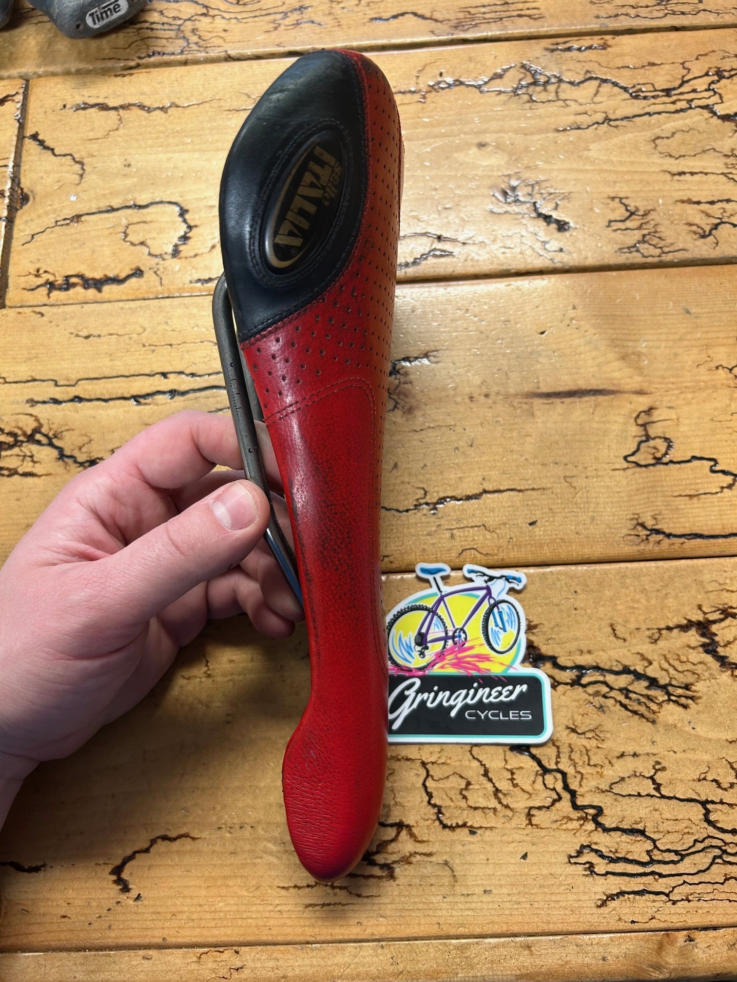 Selle Italia Flite Red / Black Saddle – Gringineer Cycles