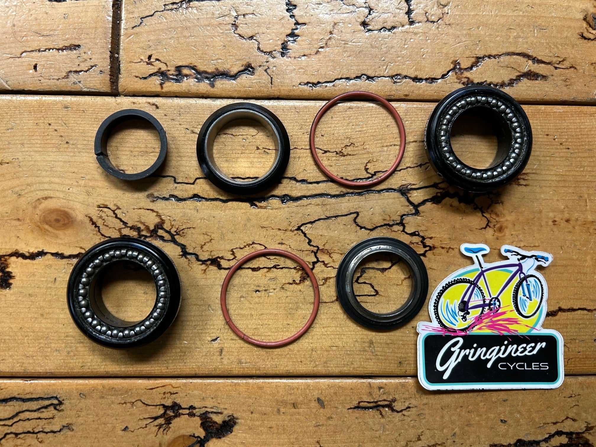 WTB Momentum Grease Guard Black 1 1/8 Threadless Headset