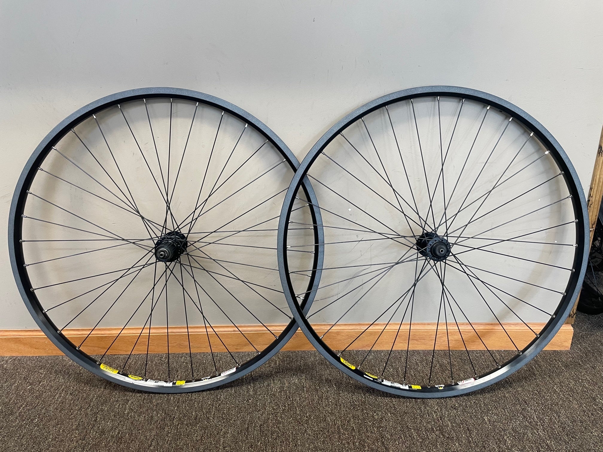 Mavic T520 Deore XT M765 700c Wheelset NOS – Gringineer Cycles