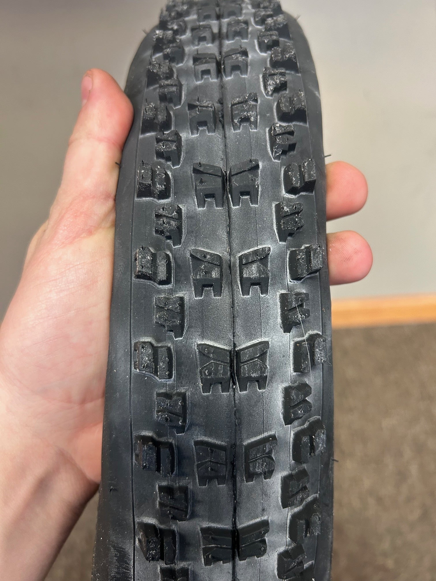 IRC Mibro 26x2.25 Tire NOS – Gringineer Cycles