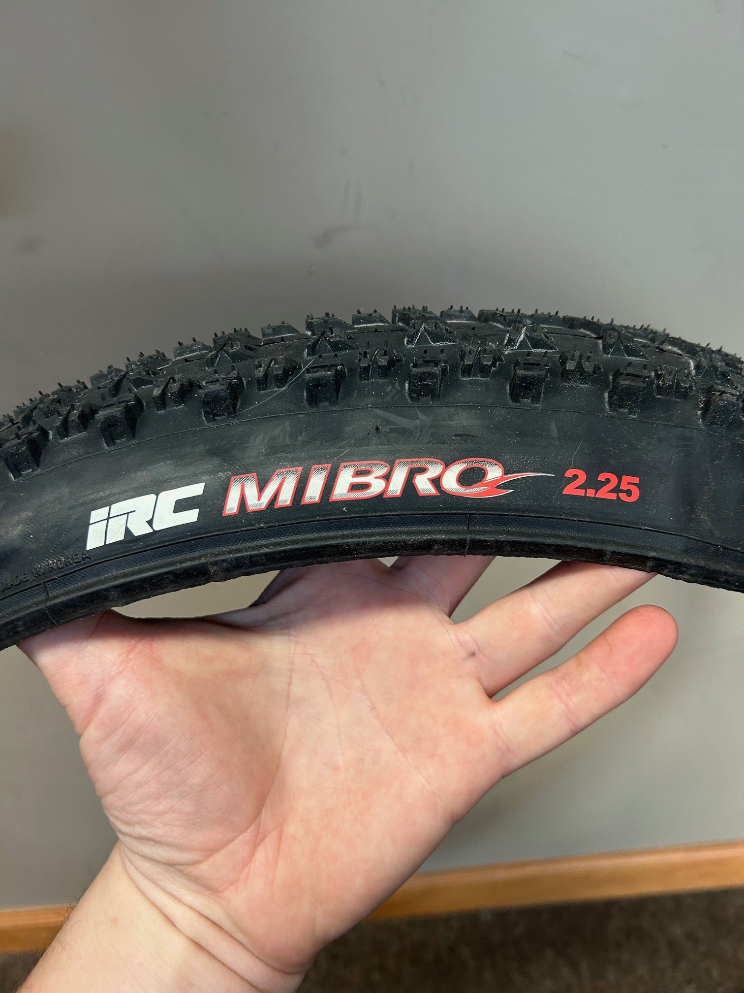 IRC Mibro 26x2.25 Tire NOS – Gringineer Cycles
