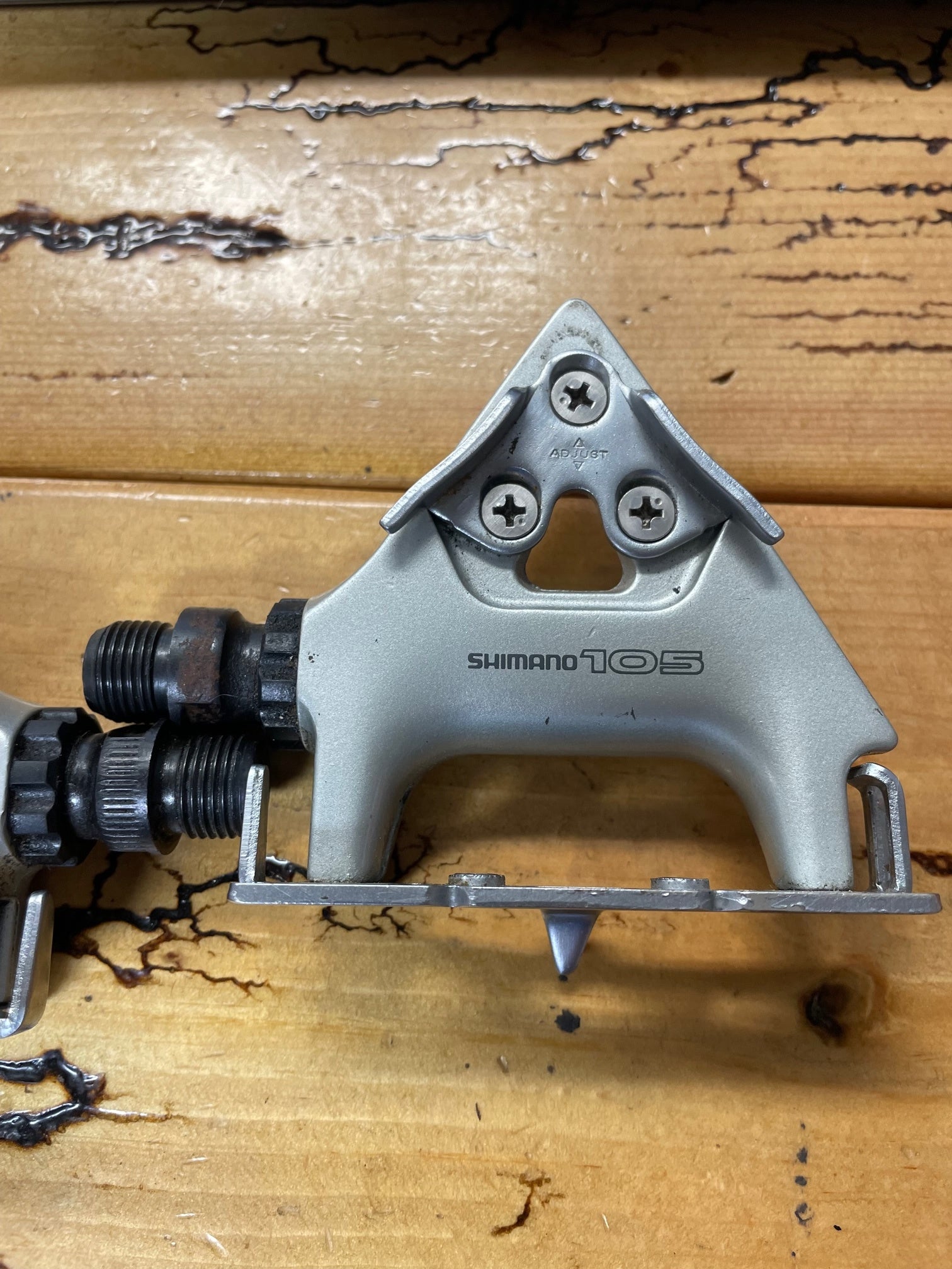 shimano 105 pedals Shimano 105 PD-1055 Pedals – Gringineer Cycles