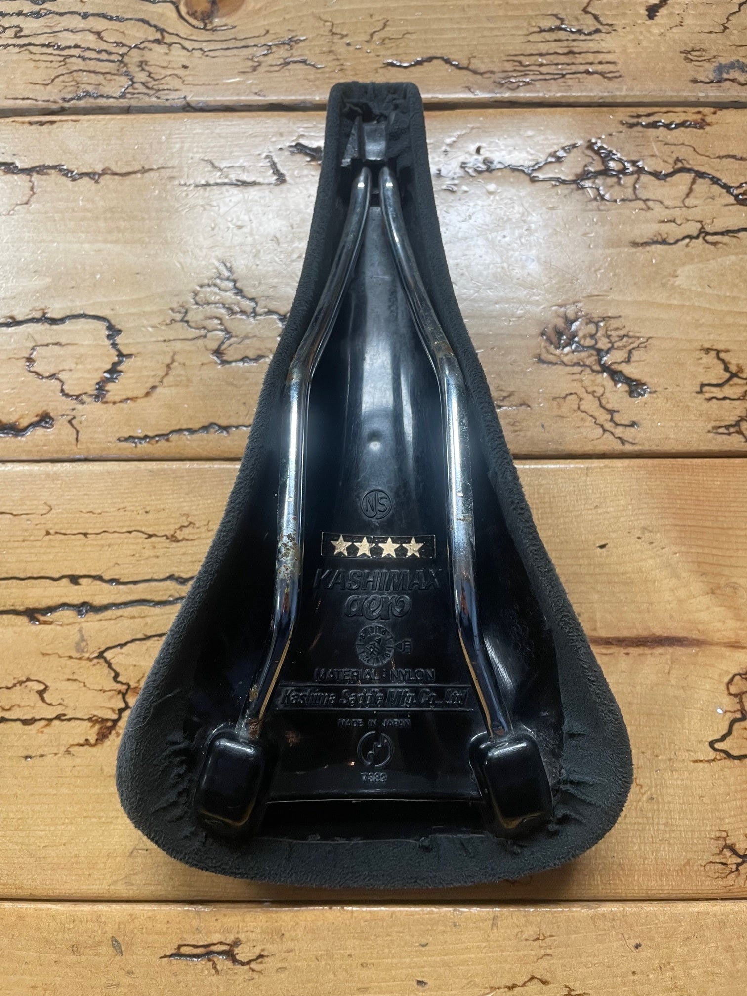 Kashimax Aero Grey Suede Saddle – Gringineer Cycles